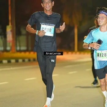 Runner Photo 8791072