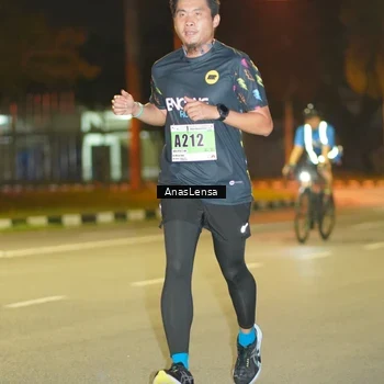 Runner Photo 8791078