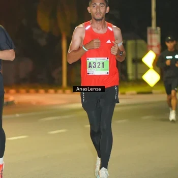 Runner Photo 8791079