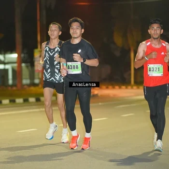 Runner Photo 8791080