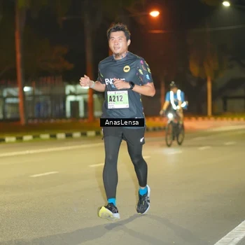 Runner Photo 8791081