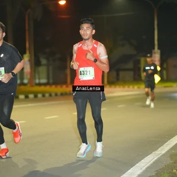 Runner Photo 8791087