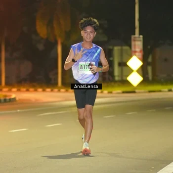 Runner Photo 8791228