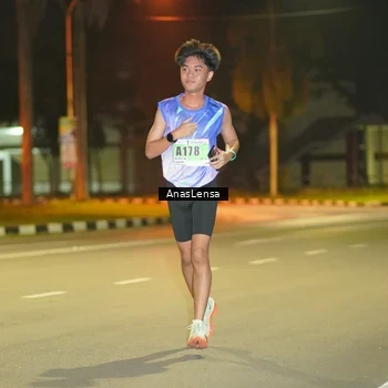 Runner Photo 8791230