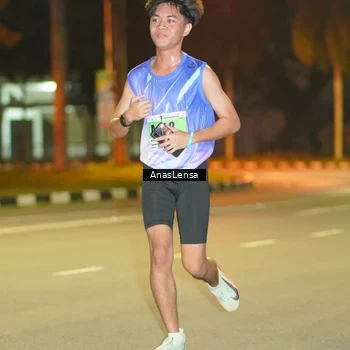 Runner Photo 8791245