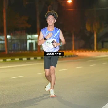 Runner Photo 8791259