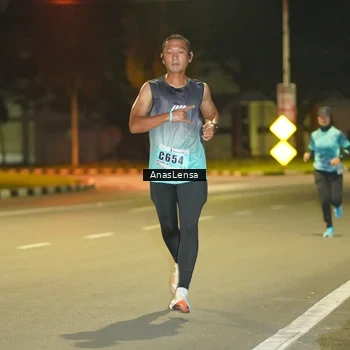 Runner Photo 8791272