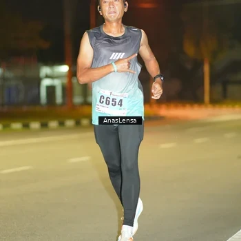 Runner Photo 8791285