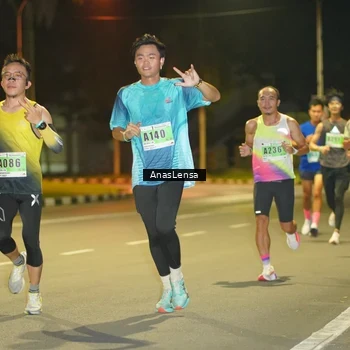 Runner Photo 8791388