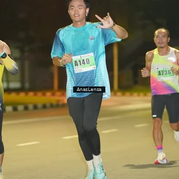 Runner Photo 8791389