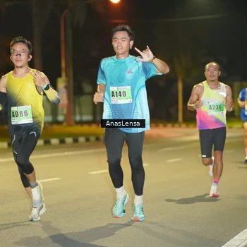 Runner Photo 8791410