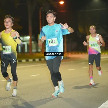 Runner Photo 8791432