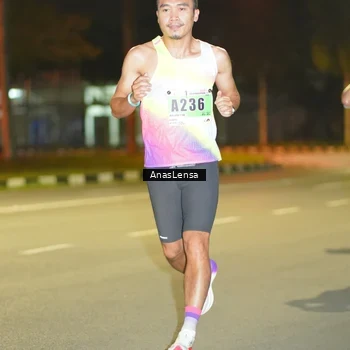 Runner Photo 8791473