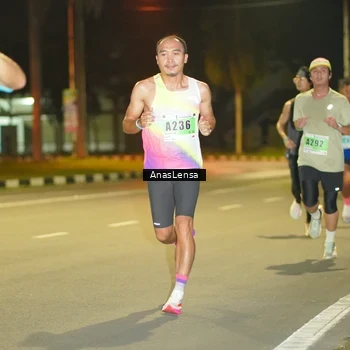 Runner Photo 8791554