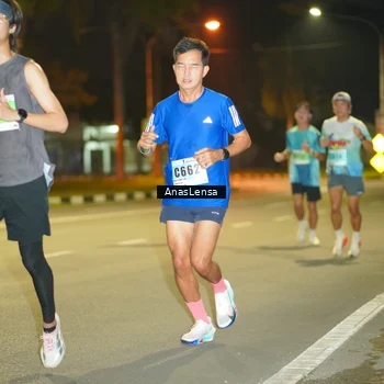 Runner Photo 8791591