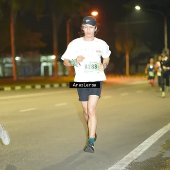 Runner Photo 8791647