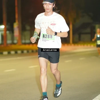 Runner Photo 8791659