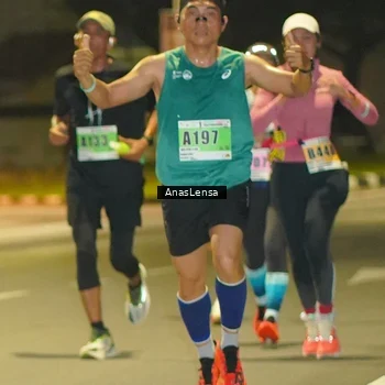 Runner Photo 8791708