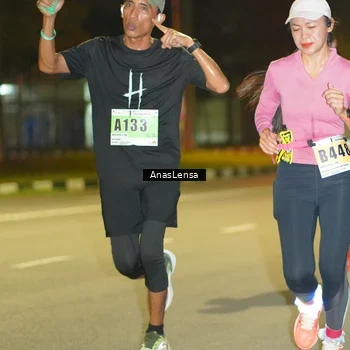 Runner Photo 8792026
