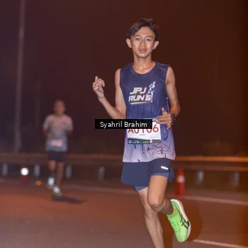 Runner Photo 8792038