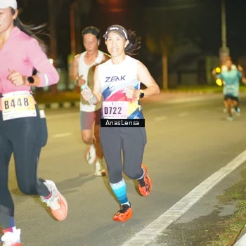 Runner Photo 8792043