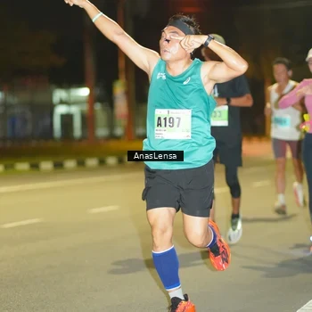 Runner Photo 8792069