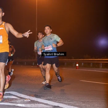 Runner Photo 8792129
