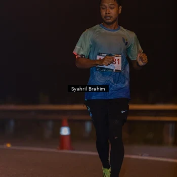 Runner Photo 8792215