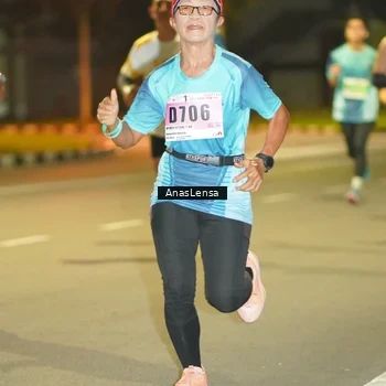 Runner Photo 8792234