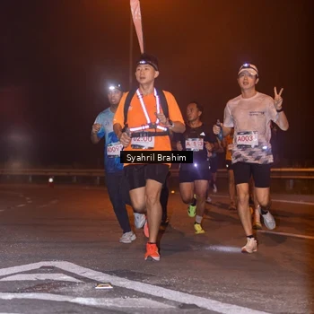 Runner Photo 8792308