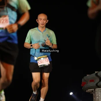 Runner Photo 8792751