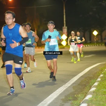 Runner Photo 8792860
