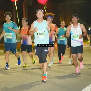 Runner Photo 8793052