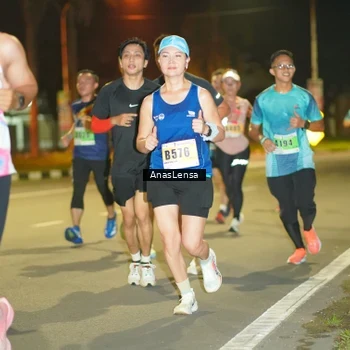 Runner Photo 8793106