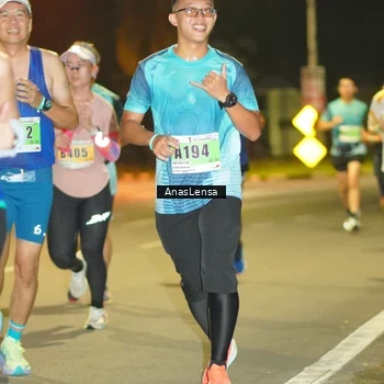 Runner Photo 8793263