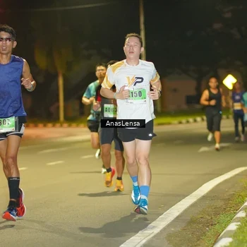 Runner Photo 8793292