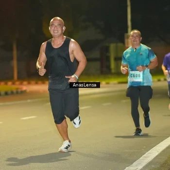 Runner Photo 8793364