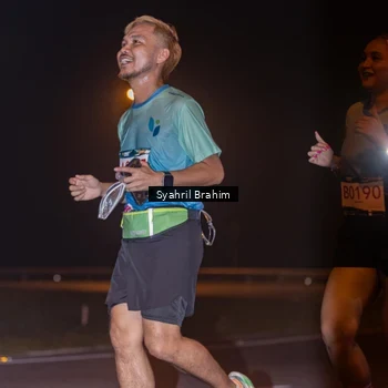 Runner Photo 8793381