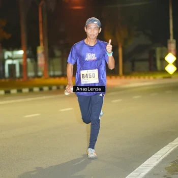 Runner Photo 8793440