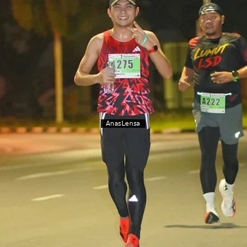 Runner Photo 8793443