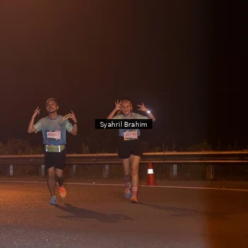 Runner Photo 8793463