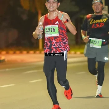 Runner Photo 8793467