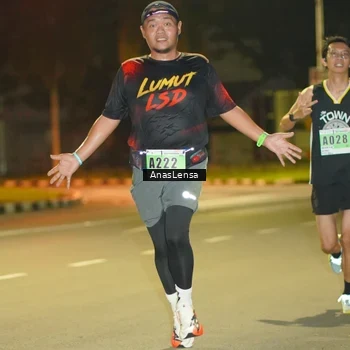 Runner Photo 8793504