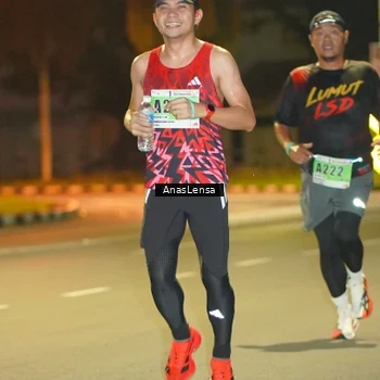 Runner Photo 8793507