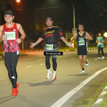Runner Photo 8793510