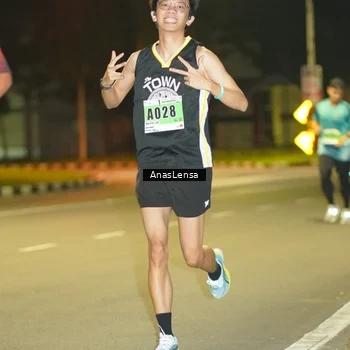 Runner Photo 8793548