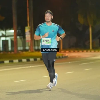 Runner Photo 8793585