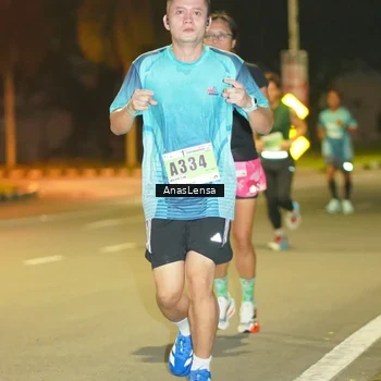 Runner Photo 8793608