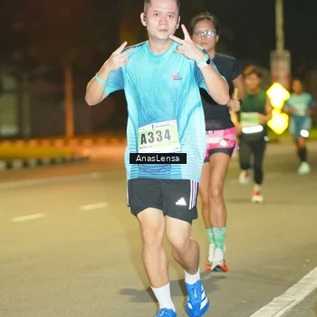 Runner Photo 8793630