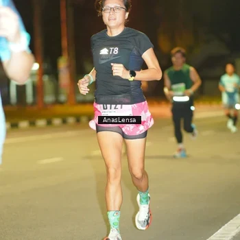 Runner Photo 8793644